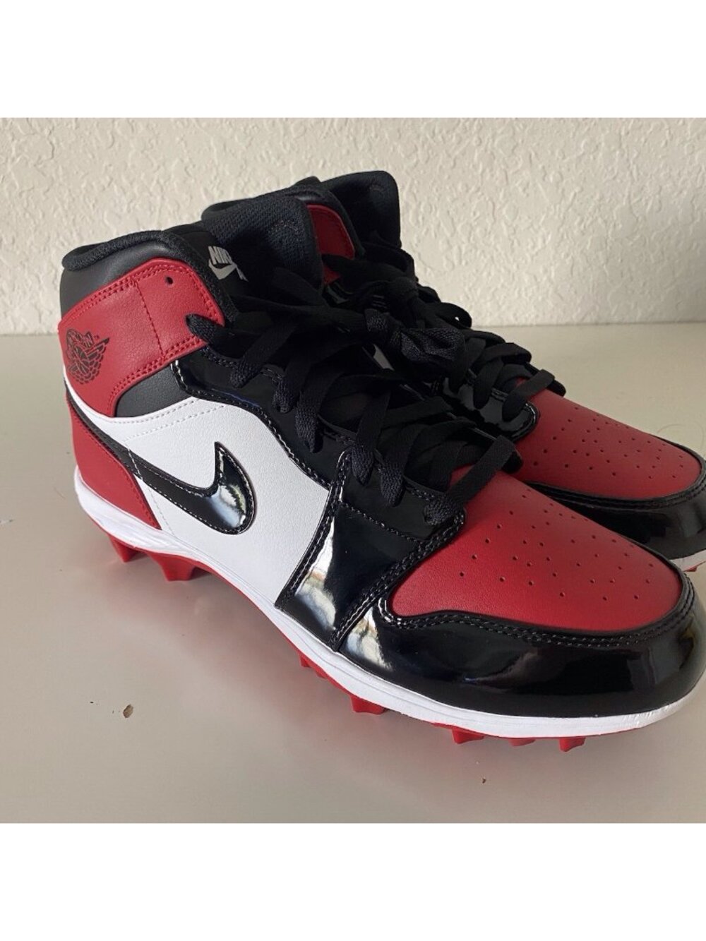 Men’s Sz 10.5 Nike Air Jordan 1 MID TD Red Black Baseball Cleats FJ6805-601 - Picture 3 of 10